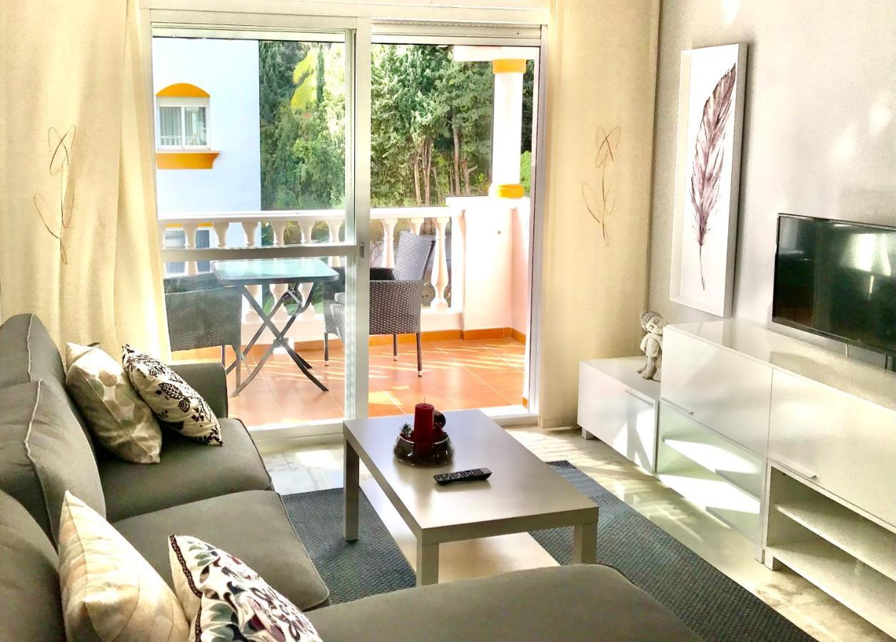 Residencial Las Flores Marbella Exteriér fotografie